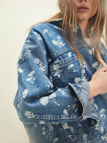 Ευρωπαϊκό και Αμερικανικό Independent Station Τζιν μπουφάν για την άνοιξη και το φθινόπωρο, τυπωμένο ζακάρ βαμβάκι, χαλαρό, γυναικείο τζιν μπουφάν με προσαρμοσμένη εφαρμογή