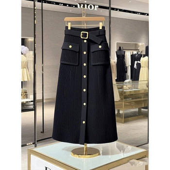 2025 Νέο Κινέζικο Στυλ Εθνικού Στυλ Κόκκινο Ψεύτικο Πουλόβερ Δύο Τεμαχίων Χειμερινό Νέο Σούπερ Όμορφο Μαύρο Φούστα Δύο Τεμαχίων για Γυναίκες