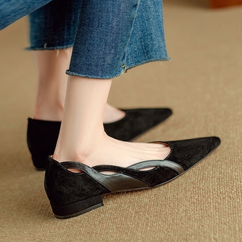 Γυναικεία μονόχρωμα παπούτσια άνοιξης και φθινοπώρου 2025 με ρηχό στόμα, ιδιοσυγκρασία για μετακινήσεις, μοντέρνο σχέδιο φιδιού, μπλοκ χρωμάτων, hollow point, επίπεδη, με χαμηλό τακούνι, 34-40