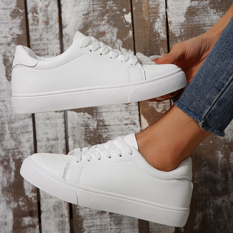 plus size lapos talpú fehér női cipők 2024 őszi új fűzős koreai alacsony szárú deszkás cipők külkereskedelmi hétköznapi sportcipő szett