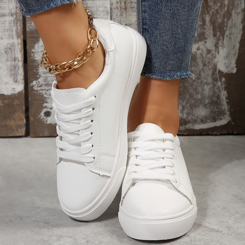 plus size lapos talpú fehér női cipők 2024 őszi új fűzős koreai alacsony szárú deszkás cipők külkereskedelmi hétköznapi sportcipő szett
