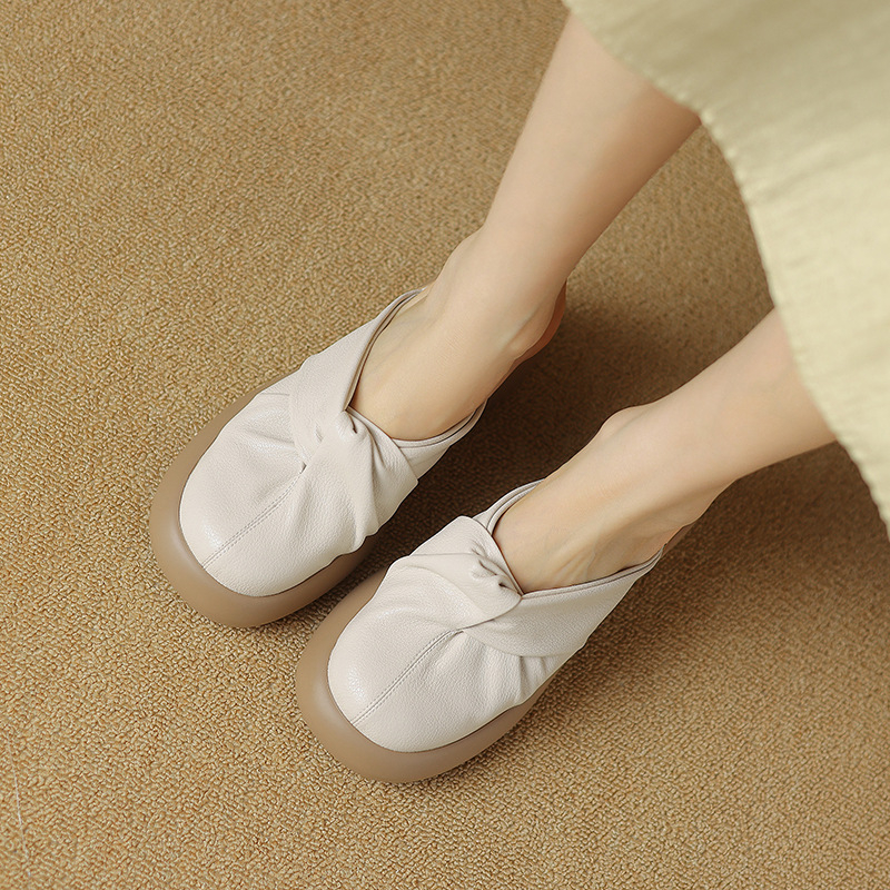 Óriás, minden egyezésű ~ Kis, magas sarkú, platformos baotou félig csúszásmentes szandálok női nyári divatos külső viselet durva sarkú hétköznapi papucsok