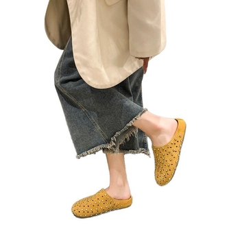 Fejlett strasszos Baotou félpapucsok női külső ruházat 2025 új üreges lyukú bebújós puha aljú lusta Birkennedy cipő