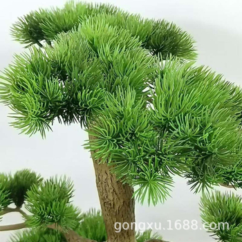 Új kínai stílusú műfenyő irodai folyosó lépcsőház kézműves termékek üdvözlő fenyődíszek műanyagból