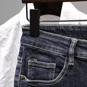 Vékony, szakadt farmer, férfi 2024-es új nyári, erősen mosott, karcsúsított, kis lábfejű, lezser, divatos nadrág