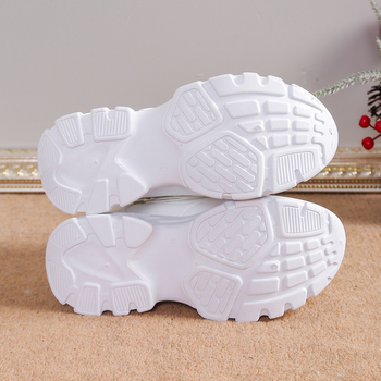 Γυναικεία αθλητικά παπούτσια για αυξανόμενο ύψος, φθινοπωρινά, νέα δερμάτινα, λευκά παπούτσια για τρέξιμο, με χοντρή σόλα, ελαφριά, μονόχρωμα παπούτσια για μεγάλο μέγεθος