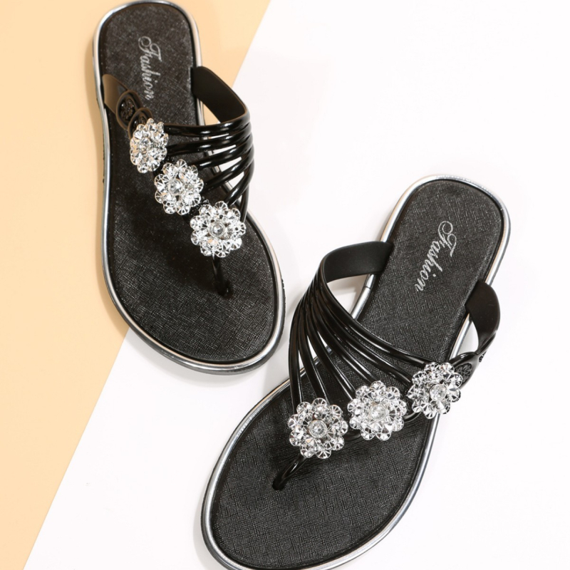 2024-es női flip-flopok, nyári külső viselet, lapos talpú papucsok, könnyű, divatos, hétköznapi strandszandálok