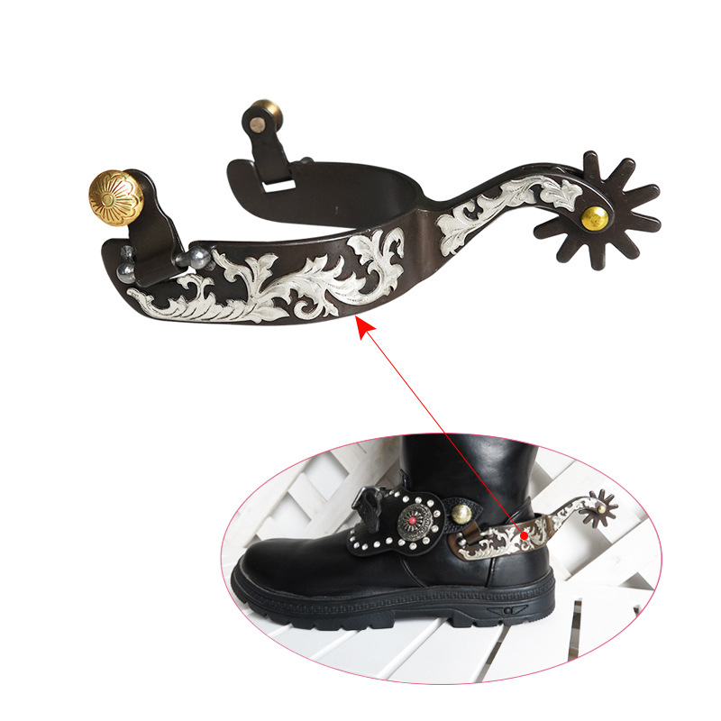 Vesterno kaubojiško stiliaus arklio erškėčiai, inkrustuoti baltu vario lakštu, vario sagtimi, bronziniai vyriški auskarai su Sp5111