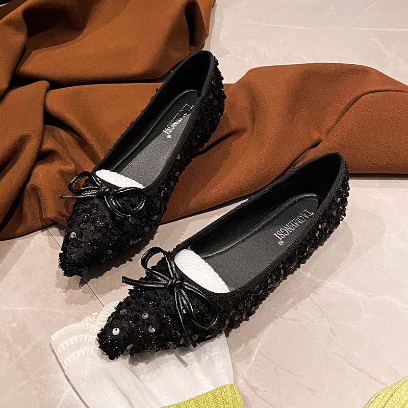 Grape Mom Ugyanaz a Stílus 2024 Új Csillogó Flitteres, Finom, Hegyes, Sekély Szájú, Puha Alsó, Egyrétegű Randevúcipő Női