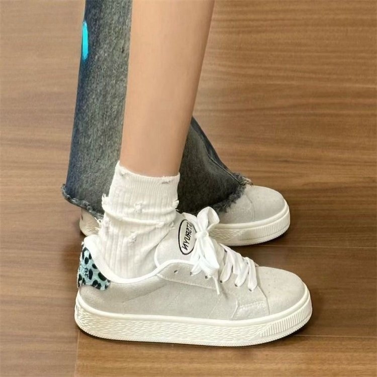 Eredeti leopárdmintás varrású retró cipők 2025 tavasz és nyár új női koreai stílusú niche sokoldalú diák hétköznapi kenyércipő