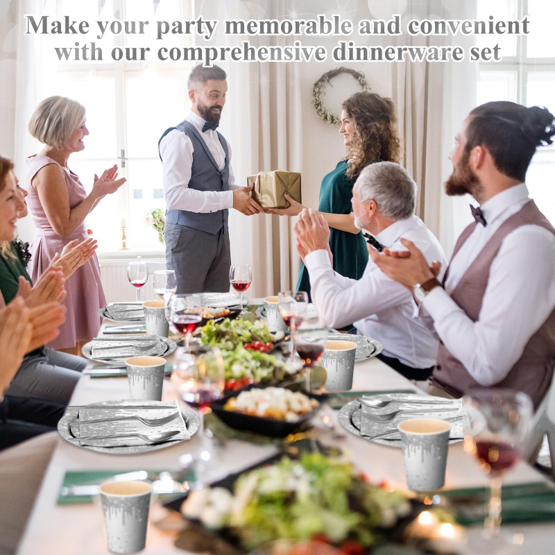 Vienkartinis popieriaus dėklas „Blykstė“ sidabro spalvos deimanto formos servetėlė ir puodelis, peilis, šakutė ir šaukštas, moterų gimtadienis, sukaktis, vestuvės