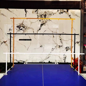 Didmeninė prekyba vestuvių rekvizitų fono dekoratyviniais stovais vestuvių zonos šventės vakarėlio balionų arkos darbalaukio laikiklio scenos išdėstymas