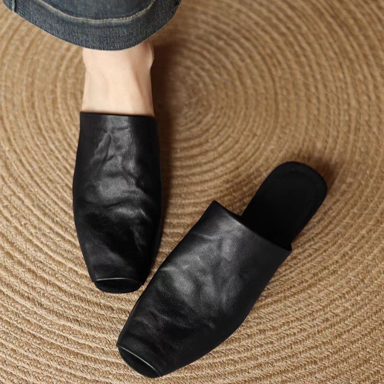 2025 m. vasaros naujo stiliaus žuvies burnos nosies pusšlepetės retro laisvalaikio šlepetės žemo kulno mulų bateliai plokščiapadžiai moteriškos basutės