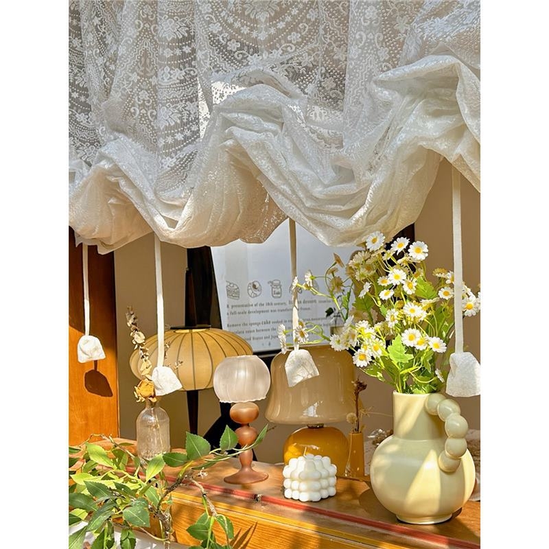 Prancūziško kremo stiliaus nėrinių siūlų pakėlimo užuolaida, korėjietiško stiliaus princesės pastoracinė europietiško stiliaus neperforuojama pakėlimo užuolaida miegamojo įlankos langui