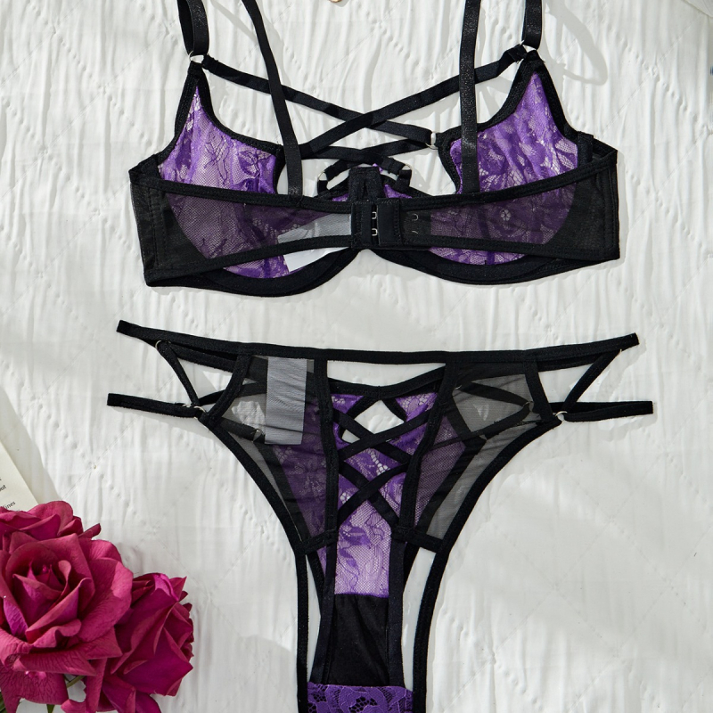 Kohandatud seksikad intiimid, väikesed rinnad, seksikas pitsist õlapaeltega ülikond, puhta ihaga seksikad riided, karskusvaba ülikond