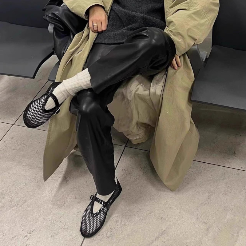 Kerek fejű, niche dizájnú, halszálkás, üreges balettcipők női 2024-es nyári új, divatos, lapos övcsatos, egyrétegű cipők