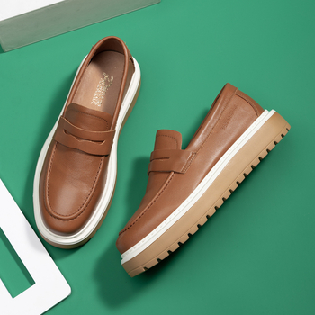 Ανδρικά παπούτσια άμεσης προμήθειας από εργοστάσιο, ρετρό, υψηλής αισθητικής, ανδρικά δερμάτινα loafers με χοντρή σόλα, casual παπούτσια χονδρικής