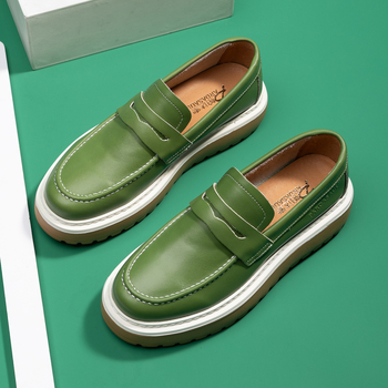 Ανδρικά παπούτσια άμεσης προμήθειας από εργοστάσιο, ρετρό, υψηλής αισθητικής, ανδρικά δερμάτινα loafers με χοντρή σόλα, casual παπούτσια χονδρικής