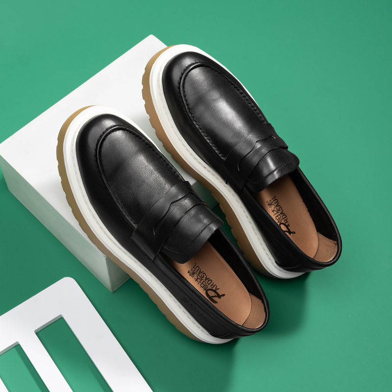 Közvetlen gyári beszerzésű férfi cipők, retró, csúcskategóriás, mokaszinok, férfi bőr pedálos, vastag talpú, alkalmi cipők nagykereskedelemben