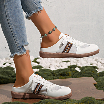 Εξωτερικό Εμπόριο Διασυνοριακά Μεγάλα Γερμανικά Παπούτσια Προπόνησης Μισές Παντόφλες για Γυναικεία Καλοκαίρι 2025 Νέο Στυλ Παντόφλες Slip-On για Εξωτερική Χρήση Δερμάτινες Παντόφλες με Δάχτυλα Bun Toe