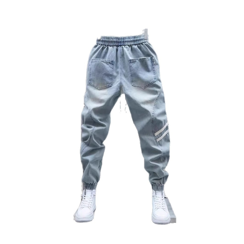 Férfi tavaszi új világoskék farmer egyszerű sokoldalú rugalmas derékú szabadidőnadrág mosott divatos lezser nadrág