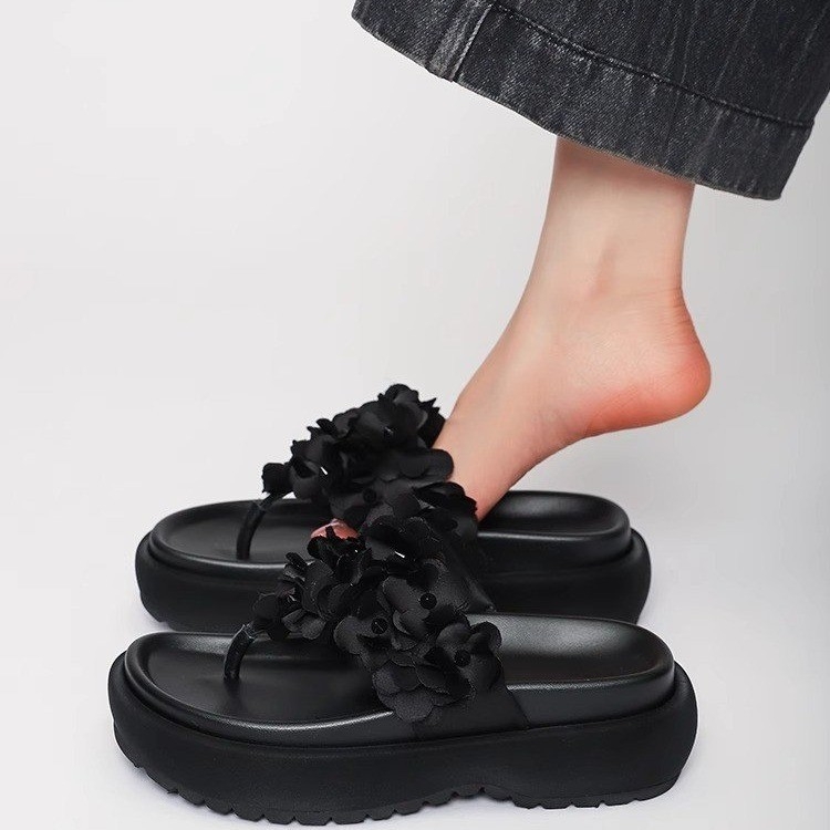 Zhao Zhaoyi azonos stílusú papucsai női nyári külső viselethez 2025 új nyári női cipők vastag talpú papucsok és flip-flopok