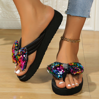 Nyári új stílusú színes flitteres masnis nagy méretű papucsok határokon átnyúló strand alkalmi aranyos vastag talpú flip-flopok