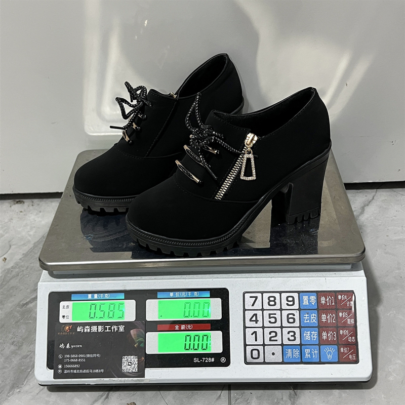 Középsarkú anyacipők Új európai és amerikai egyszínű cipők Női magas sarkú cipők Oldalsó cipzáras vastag sarok Retro sokoldalú kerek orrú egyszínű cipők Női nagykereskedelem