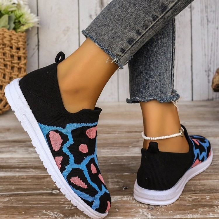 Európai és amerikai export hálós, légykapott női cipők 2023 tavaszi és őszi kerek orrú, lapos talpú, páros cipők, könnyűek és lélegzőek