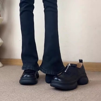 Báránybőr változat ~ vastag talpú, megemelt platform talpú mokaszin női pedálos, kerek fejű, retró, kis bőrcipő, univerzális, egyrétegű cipő