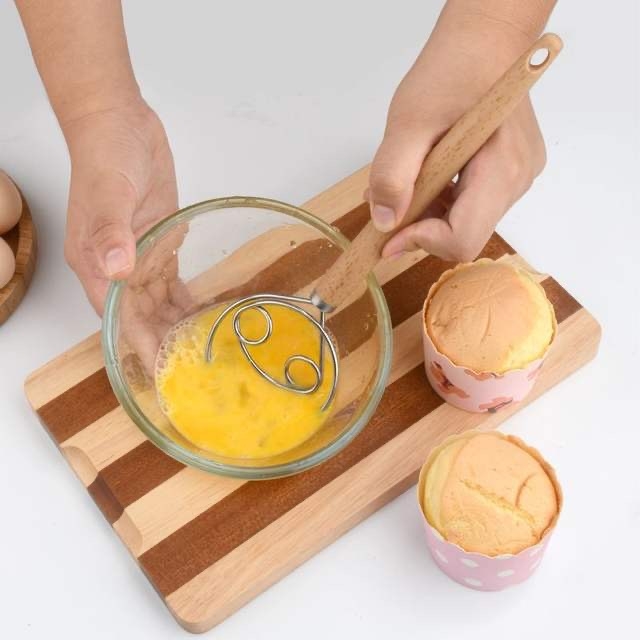 Tešlos maišytuvo miltų maišytuvas nerūdijančio plieno spiralė rankinis tešlos maišytuvas tešlos spiralė tešlos maišytuvas lazdelės tešlos maišytuvo artefaktas