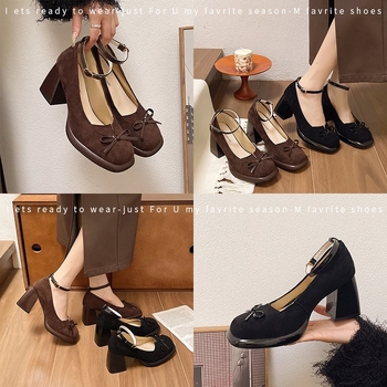 Γαλλικά ρετρό ψηλοτάκουνα παπούτσια 2025 άνοιξη νέα all-match χοντρό τακούνι αγκράφα λουράκι ελαφρύ ώριμο κομψό σέξι καφέ μονής στρώσης παπούτσια για γυναίκες