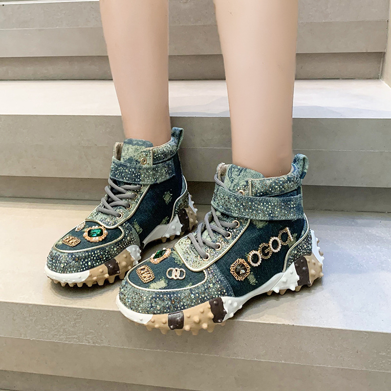 Európai állomás 2023 Tavasz és Ősz új népszerű durian strassz strassz apuka cipő női divatos gyémántokkal kirakott platform cipők