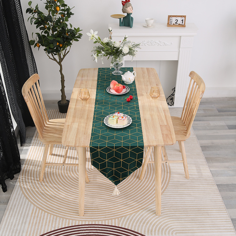 Korėjietiško stiliaus modernus paprastas stalo takelis, takelis lovai, arbatos kilimėlis, kavos staliukas, staltiesė, vėliavėlė, batų spintelė, ilga dulkių uždanga, audinys, tarpvalstybinė didmeninė prekyba