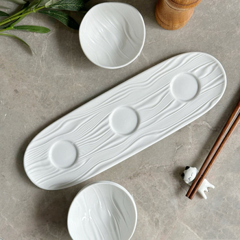 Домакински дипове Храна Закуски Хол Трапезария Закуски преди хранене Чиния със сушени плодове Течаща вода Модел Креативни керамични чинии