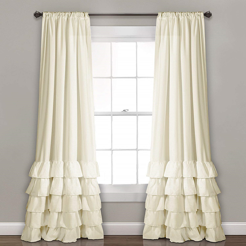 „Amazon Nordic Simple INS Style“ užuolaida. Vienspalvė raukta užuolaida. Apdailinta pusiau šešėliuojanti princesės stiliaus užuolaida.