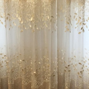 Europietiško stiliaus prabangios svetainės balkono įlankos lango permatomos užuolaidos su reljefiniu siuvinėjimu, kiniško stiliaus prabangios svetainės permatomos užuolaidos, gatavas produktas