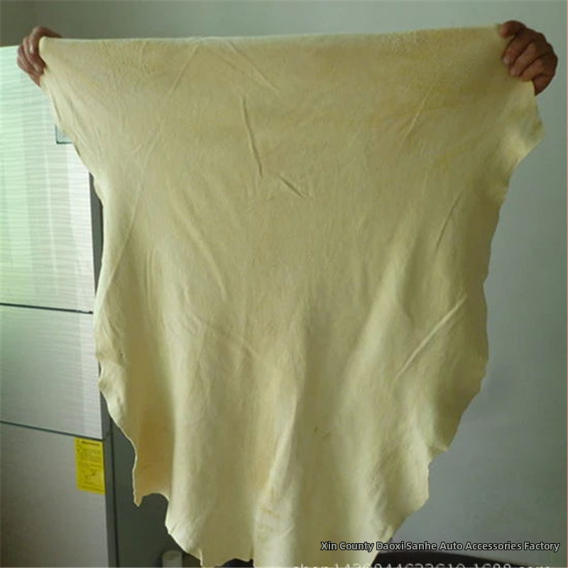 Storas skuduras, sugeriantis elnio odos audinys, automobilių plovimui, netaisyklingos tekstūros vištienos odos audinys, automobilių plovimui, specialus skuduras, zomšinis rankšluostis