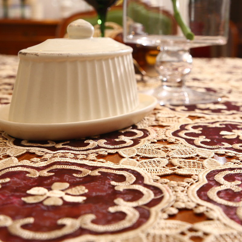 Határokon átnyúló északi hímzésű üreges hímzésű réteges terítő, kínai piros terítő, teaterítő, többcélú porvédő huzat