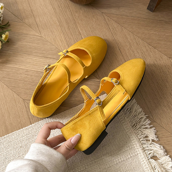 Γυναικεία βραδινά παπούτσια με επίπεδη σόλα, απαλά, άνοιξη και καλοκαίρι 2025, νέα ρετρό σουέτ, μονόγραμμα παπούτσια Mary Jane, με μαλακή σόλα, μικρά κόκκινα παπούτσια