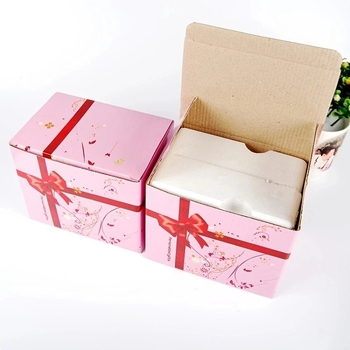 Väliskaubanduse disainilahenduse 60. sünnipäevakingitused naistele Palju õnne 60. aastapäevaks Kondishilast kruus