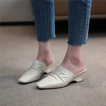 Γυναικεία Mules σε Γαλλικό Στυλ με Κλειστά Δάχτυλα, Καλοκαίρι 2025, Νέα Μόδα, Υψηλής Αίσθησης, Slip-On Lazy Σανδάλια με Μαλακή Σόλα