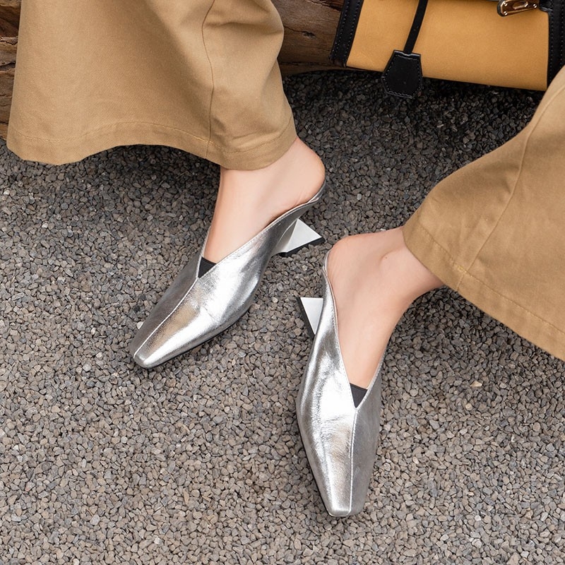 Francia stílus, gyönyörű és elegáns, nem fárasztó a lábnak, éksarkú cipők, magas sarkú cipők, papucs félig slip-on cipők, tavaszi félig sapkás orrú szandálok nőknek, nyári felsőruházat