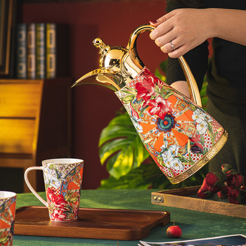 Gėlės, tokios kaip brokato termosas, didelės talpos buitinis termosas, karšto vandens virdulys, stiklinis termosas, troškinys, arbatinukas, didmeninė prekyba