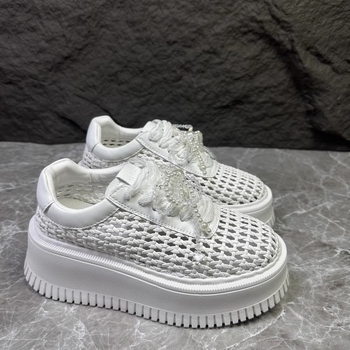 Νέα καλοκαιρινά casual παπούτσια με χοντρή σόλα για αύξηση ύψους 2025, μοντέρνα υφασμάτινα παπούτσια με τρύπες, γυναικεία ευέλικτα παπούτσια για κούνιες, σε μεγάλη ποικιλία.