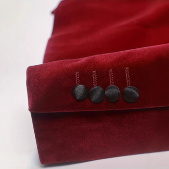 Piiriülene sügis- ja talvine moodne sametist vabaaja meeste ülikonnajakk pulmapeo peigmehe kleit kaherealine ülikond