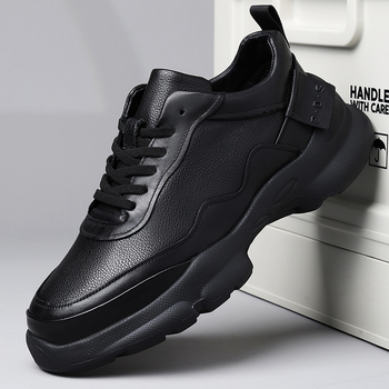 Gyári közvetlen beszerzésű alkalmi férfi cipők őszi új divatos fűzős cipők minden mérkőzéshez lélegző vastag talpú fokozott munkaerőcipő