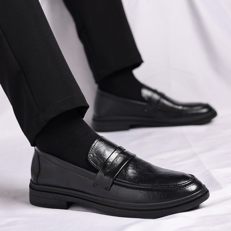 Nyári új bőrcipők, férfi csúcskategóriás üzleti alkalmi cipők, lélegző férfi bőrcipők, férfi láthatatlan magasságnövelő Doudou cipők