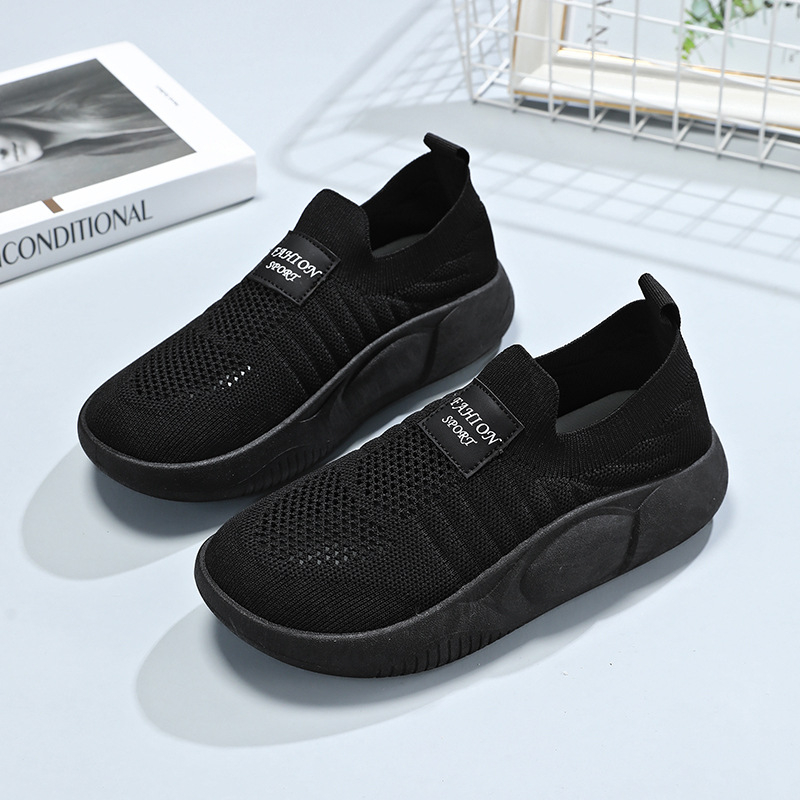 Batai moterims pavasario nauji madingi batai laisvalaikio sportbačiai moteriški kvėpuojantys madingi vieno sluoksnio batai skraidantys austi lengvi moteriški batai