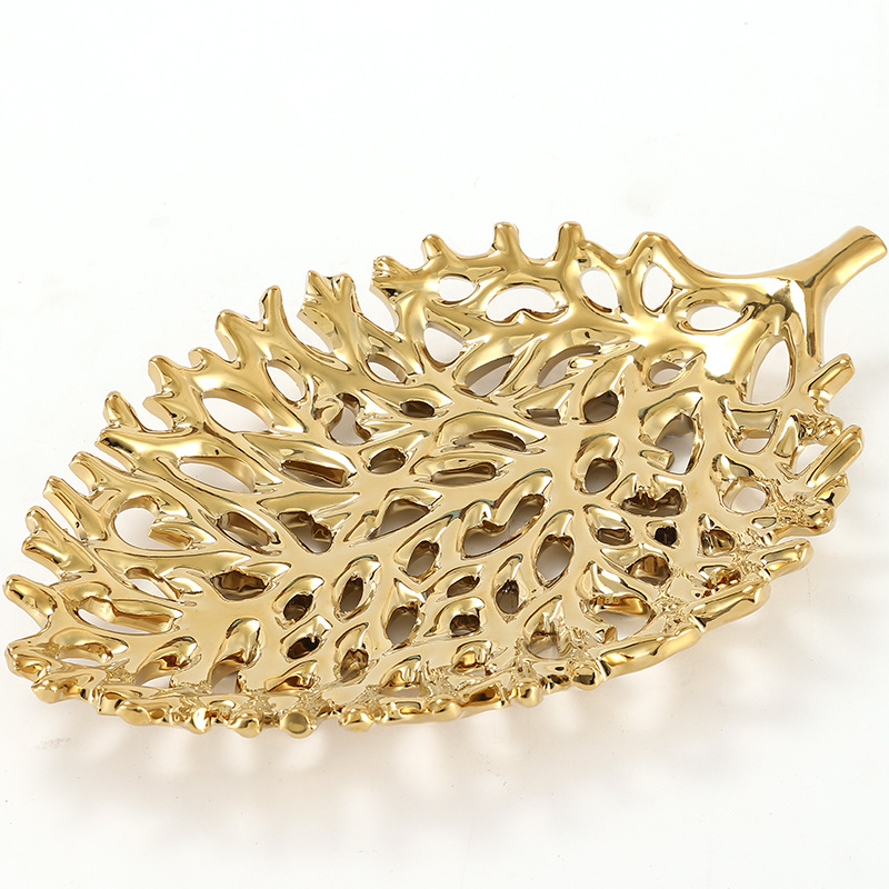 Lengvi prabangūs iškirpti keraminiai vaisių lėkščių papuošalai, paprastos ir modernios svetainės, valgomojo stalo, kavos staliuko dekoracijos, aukštos klasės kūrybiškumas ir aukščiausios klasės pojūtis